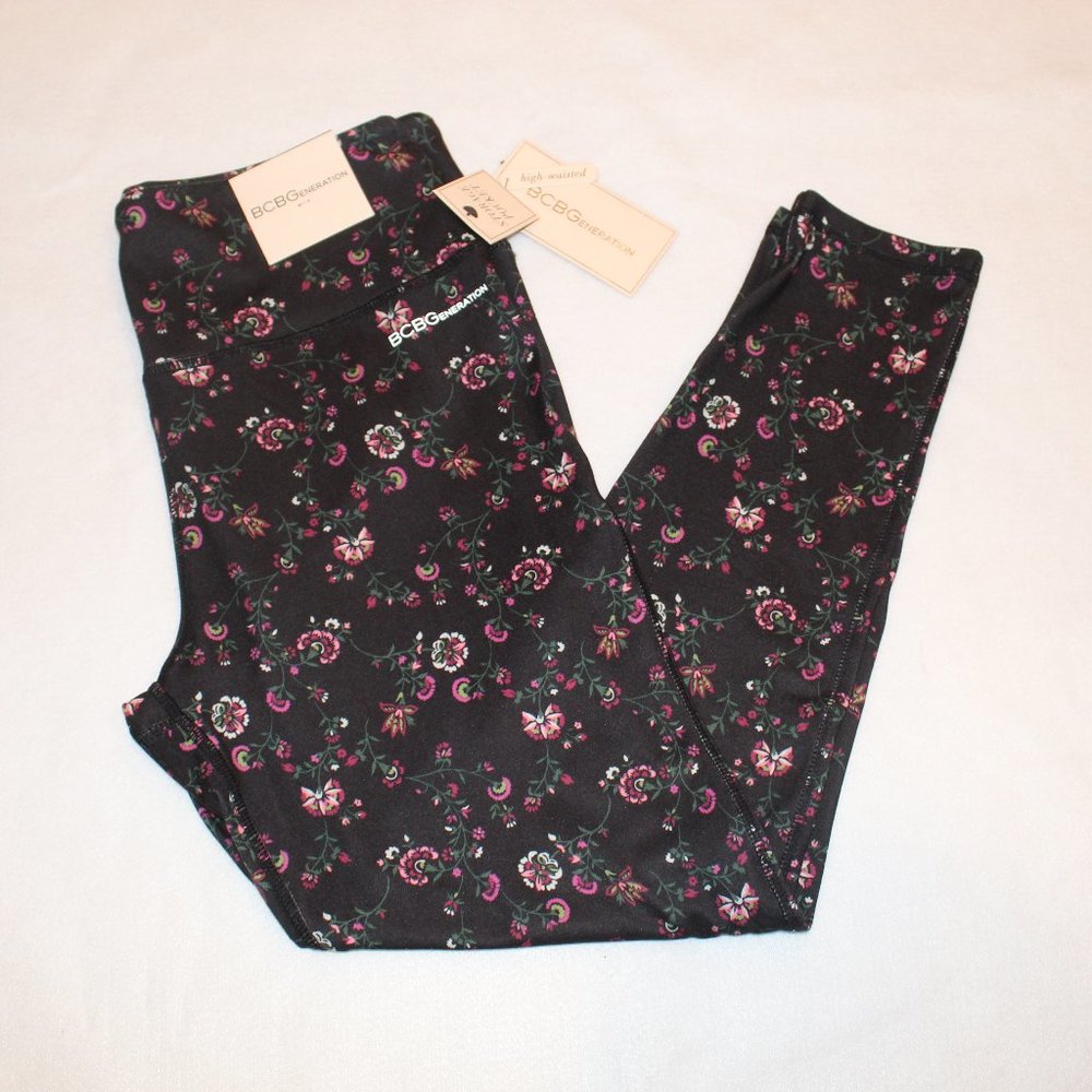 NWT Women's Floral Leggings